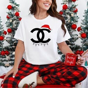 Boujee Christmas T-Shirt Women’s Santa Hat Tee | Holiday Lights Funny Xmas Gift